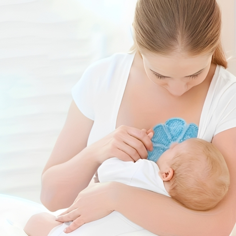 Design anatômico com abertura central e face aveludada para contato confortável e adaptação aos seios. (2)